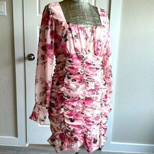 Floral Dress !👗 💅🥰🎈🎈🎈